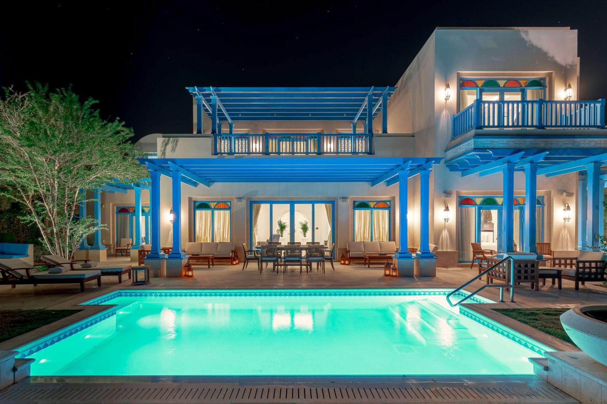 Hilton Salwa Beach Resort And Villas Abu Samra Εξωτερικό φωτογραφία The Royal Villa at the Royal Mirage